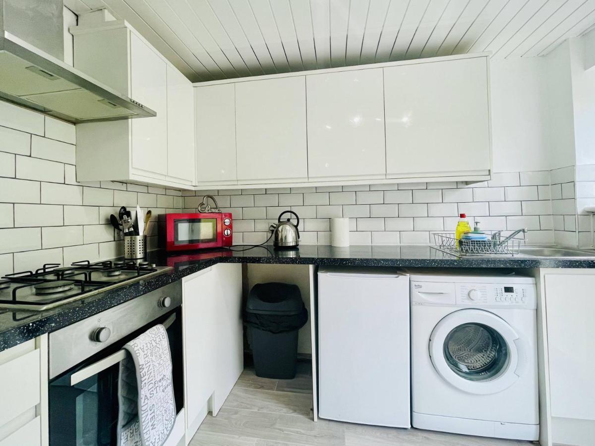 Central Hamilton House المظهر الخارجي الصورة