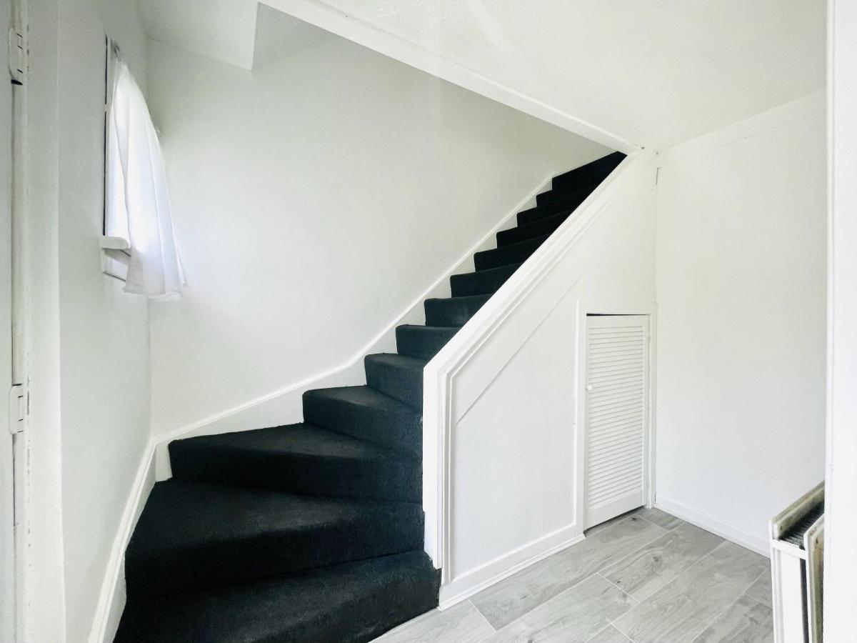 Central Hamilton House المظهر الخارجي الصورة