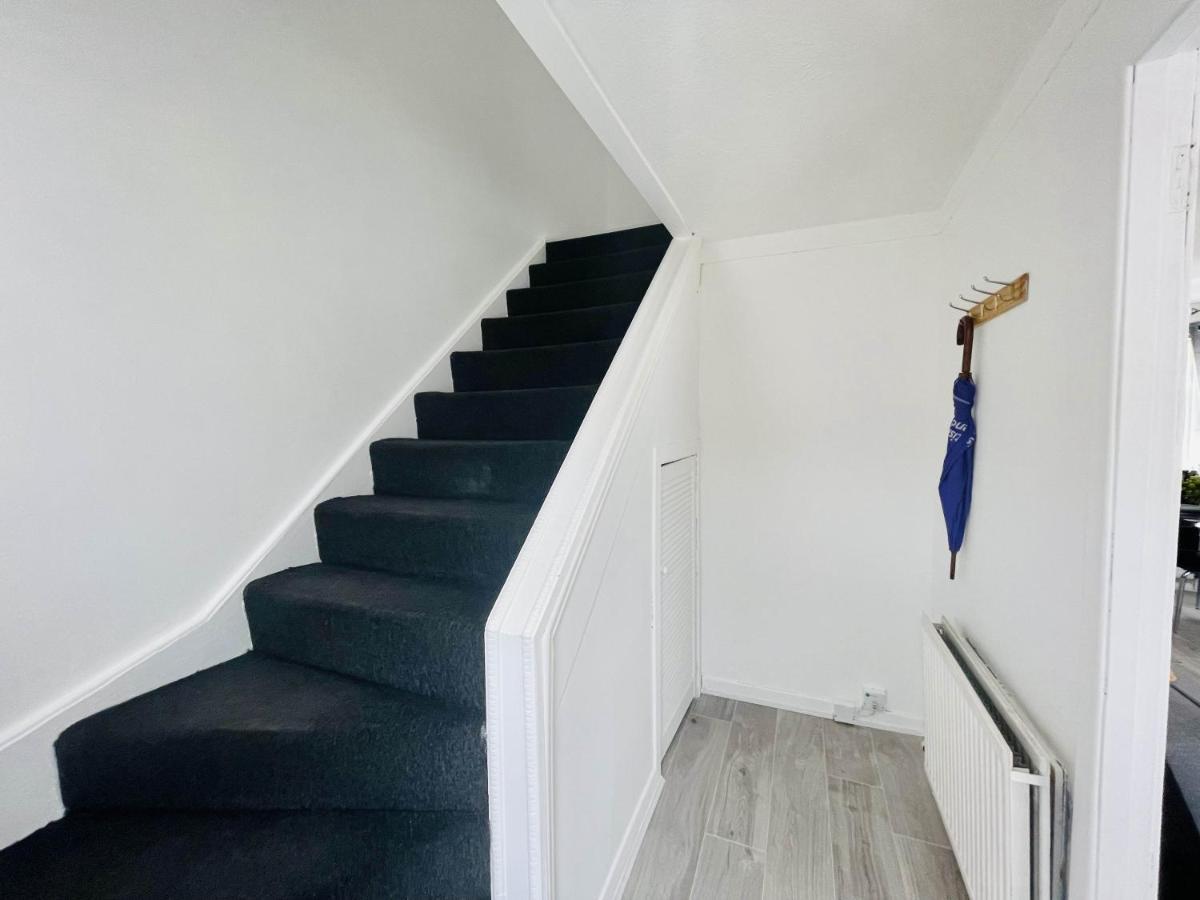 Central Hamilton House المظهر الخارجي الصورة